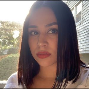 Meet your Posher, Sarai